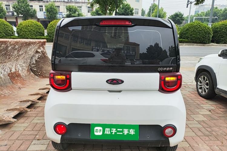 Used Chery QQ Ice Cream 2022 170km Sundae Phosphate Lithium-Ion Rear