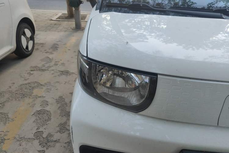 Used Chery QQ Ice Cream 2022 120km Milkshake Phosphate Lithium-Iron Right Front Headlight