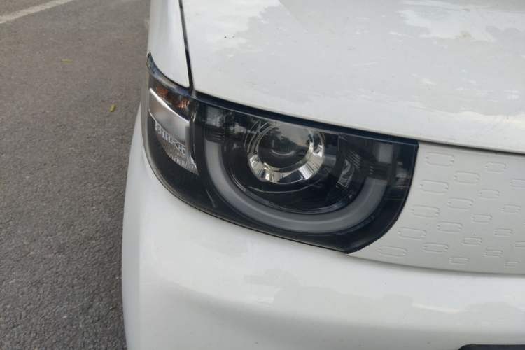 Used Chery QQ Ice Cream 2022 170km Sundae Phosphate Lithium-Ion Right Front Headlight