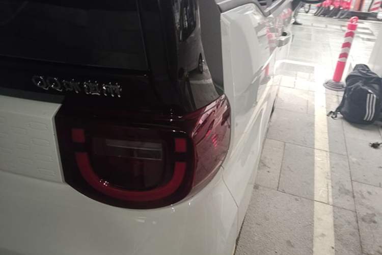 Used Chery QQ Ice Cream 2022 170km Sundae Phosphate Lithium-Ion Right Rear Taillight