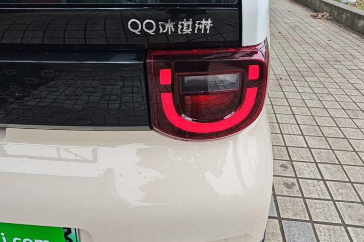 Used Chery QQ Ice Cream 2022 170km Sundae Phosphate Lithium-Ion Right Rear Taillight