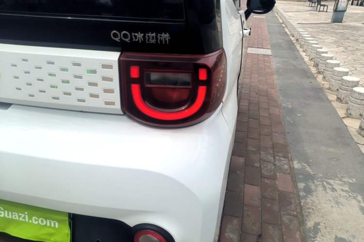 Used Chery QQ Ice Cream 2022 170km Sundae Phosphate Lithium-Ion Right Rear Taillight