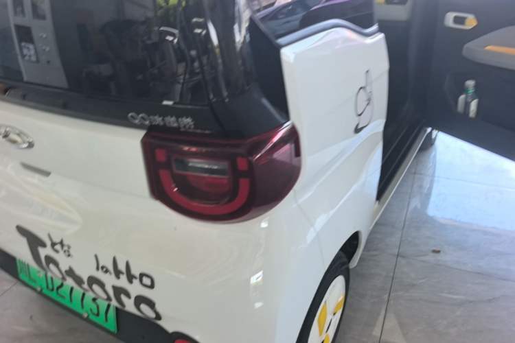 Used Chery QQ Ice Cream 2022 170km Sundae Phosphate Lithium-Ion Right Rear Taillight