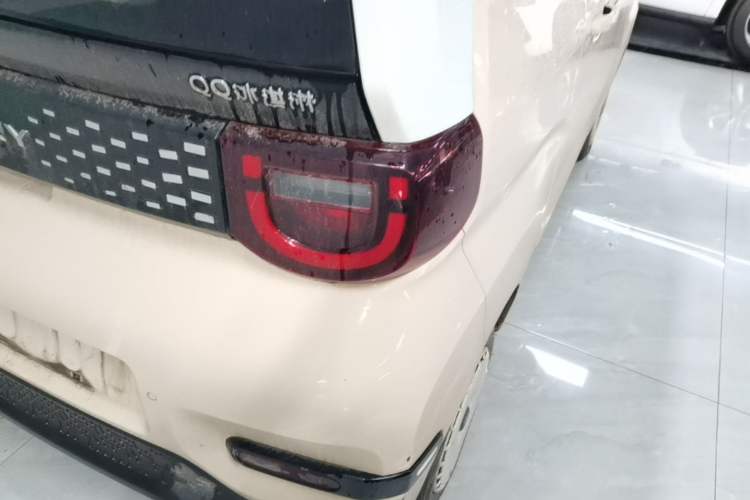 Used Chery QQ Ice Cream 2022 170km Sundae Phosphate Lithium-Ion Right Rear Taillight