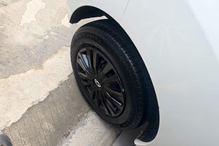 Used Chery QQ Ice Cream 2022 170km Sundae Phosphate Lithium-Ion Right Rear Wheel Hub