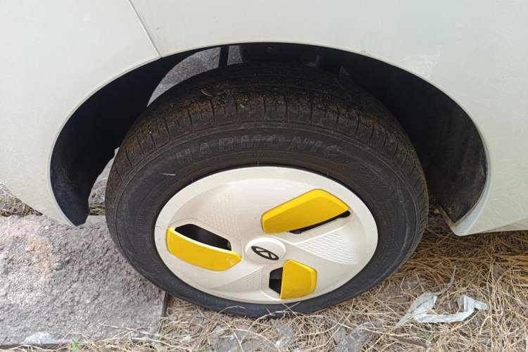 Used Chery QQ Ice Cream  Right Rear Wheel Hub
