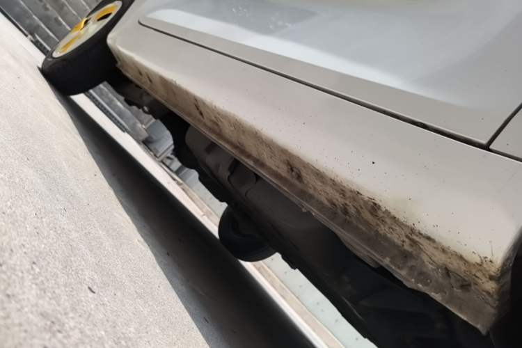 Used Chery QQ Ice Cream 2022 170km Sundae Phosphate Lithium-Ion Right Side Sill