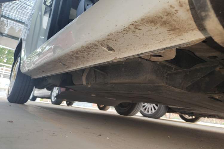 Used Chery QQ Ice Cream 2022 120km Conical Shape Lithium Iron Phosphate Right Side Sill