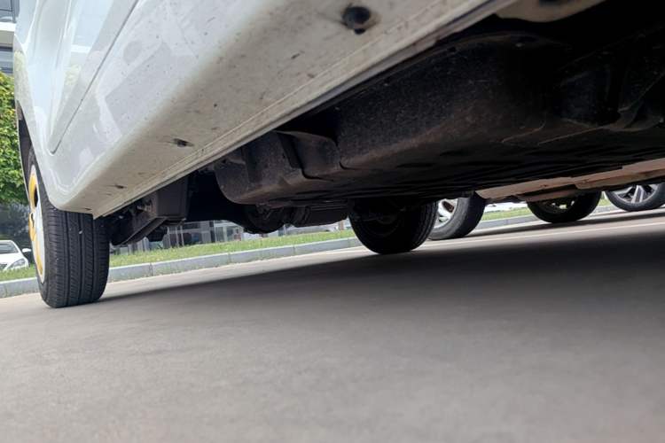 Used Chery QQ Ice Cream 2022 120km Milkshake Phosphate Lithium-Iron Right Side Sill
