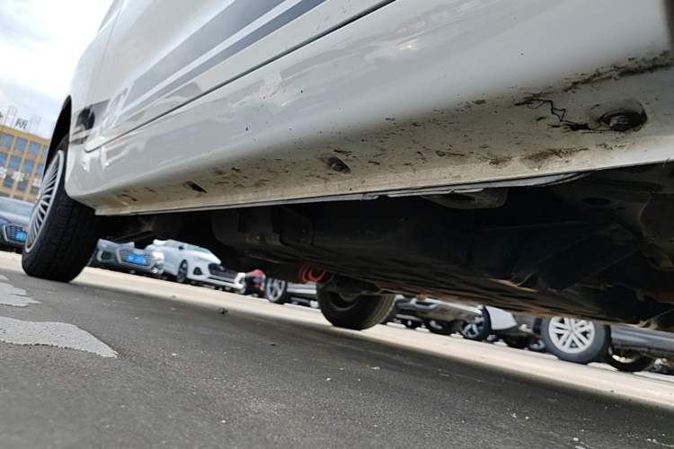 Used Chery QQ Ice Cream 2022 170km Sundae Phosphate Lithium-Ion Right Side Sill