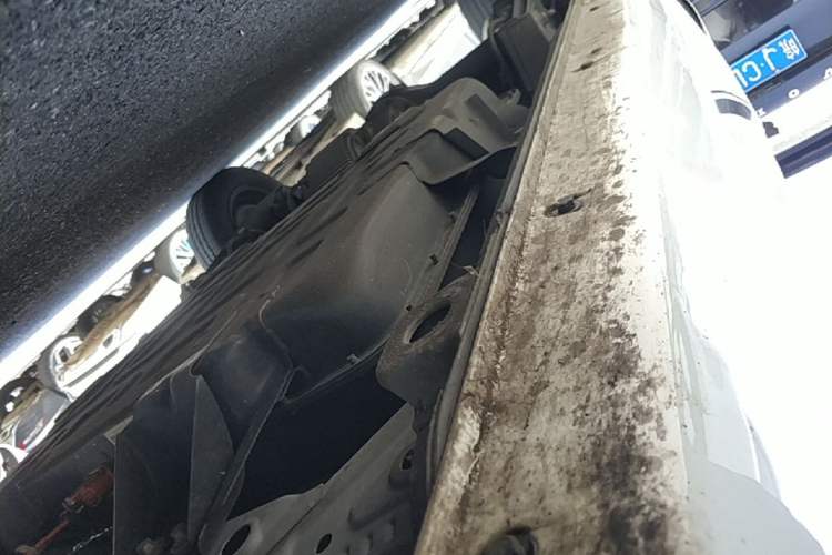 Used Chery QQ Ice Cream 2022 170km Sundae Phosphate Lithium-Ion Right Side Sill