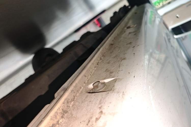 Used Chery QQ Ice Cream 2022 170km Sundae Phosphate Lithium-Ion Right Side Sill