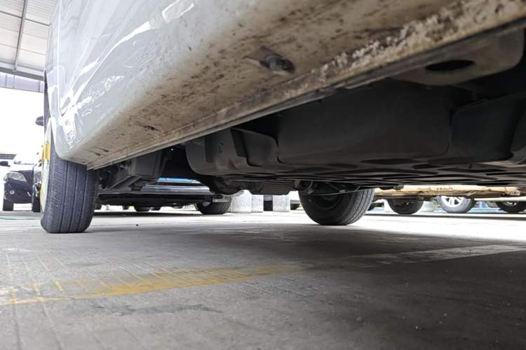 Used Chery QQ Ice Cream 2022 170km Sundae Phosphate Lithium-Ion Right Side Sill