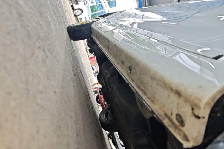 Used Chery QQ Ice Cream 2022 170km Sundae Phosphate Lithium-Ion Right Side Sill