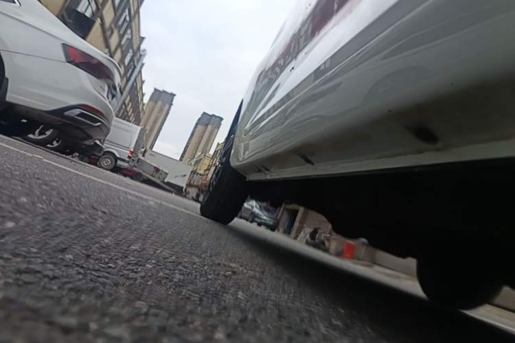 Used Chery QQ Ice Cream 2022 Pudding Model Right Side Sill