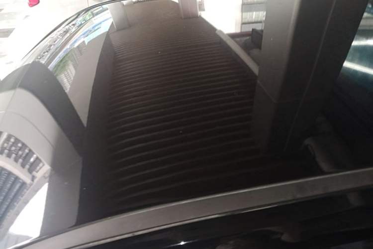 Used Chery QQ Ice Cream 2022 170km Sundae Phosphate Lithium-Ion Roof