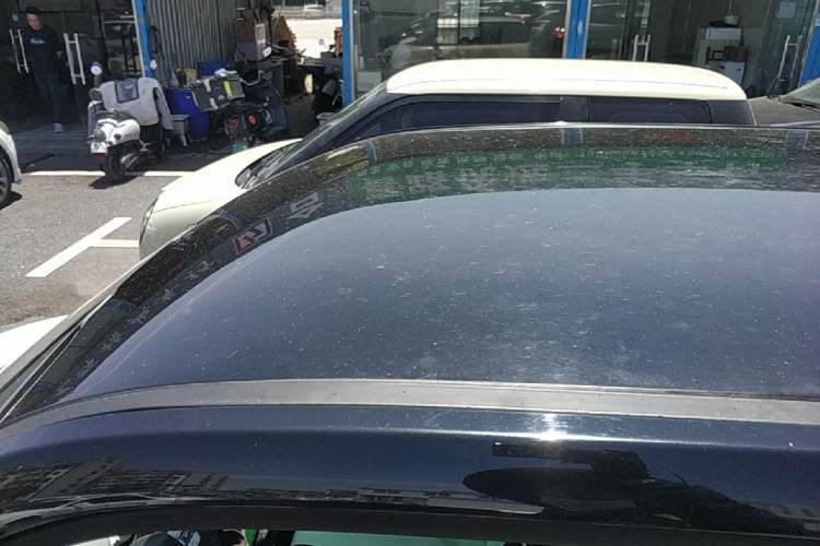 Used Chery QQ Ice Cream 2022 170km Sundae Phosphate Lithium-Ion Roof