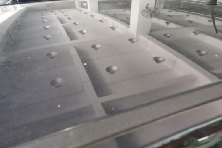 Used Chery QQ Ice Cream 2022 120km Conical Shape Lithium Iron Phosphate Roof