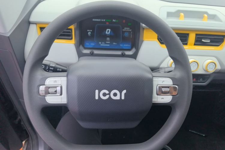 Used Chery QQ Ice Cream 2022 170km Sundae Phosphate Lithium-Ion Steering Wheel