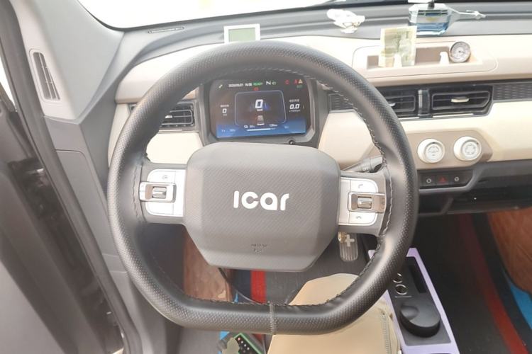 Used Chery QQ Ice Cream 2022 170km Sundae Phosphate Lithium-Ion Steering Wheel