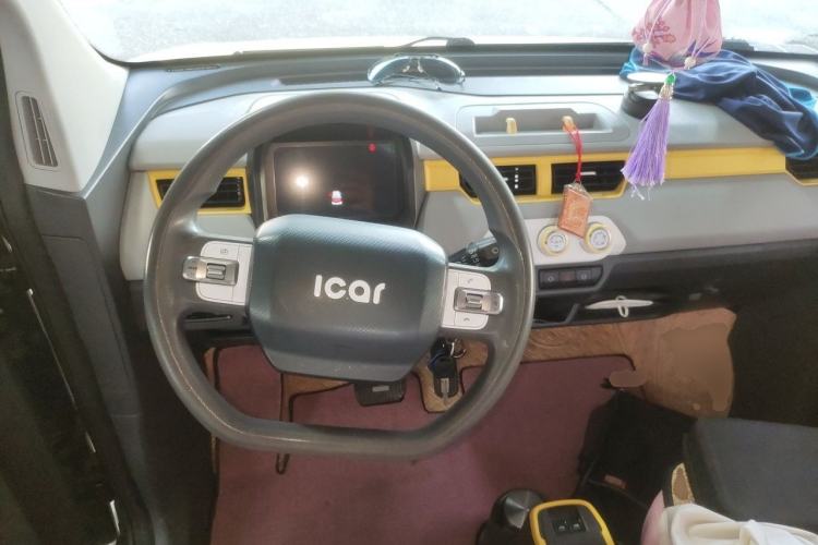 Used Chery QQ Ice Cream 2022 170km Sundae Phosphate Lithium-Ion Steering Wheel