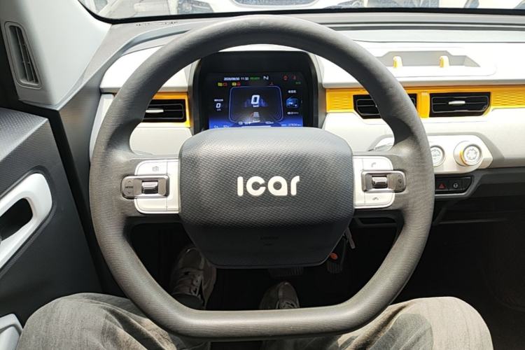 Used Chery QQ Ice Cream 2022 170km Sundae Phosphate Lithium-Ion Steering Wheel