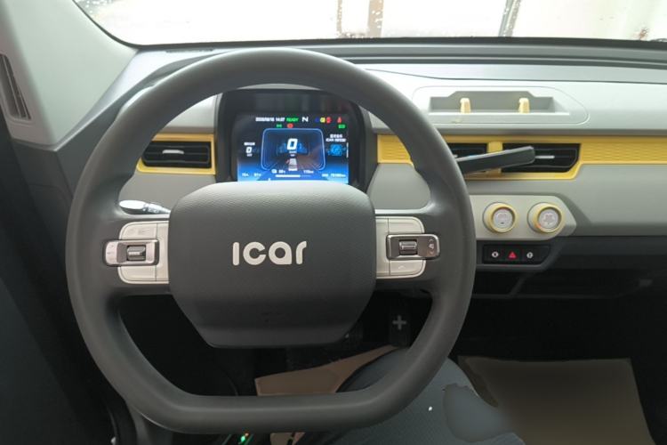 Used Chery QQ Ice Cream 2022 170km Sundae Phosphate Lithium-Ion Steering Wheel