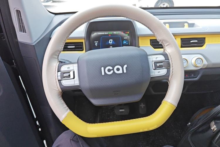 Used Chery QQ Ice Cream 2022 120km Conical Shape Lithium Iron Phosphate Steering Wheel