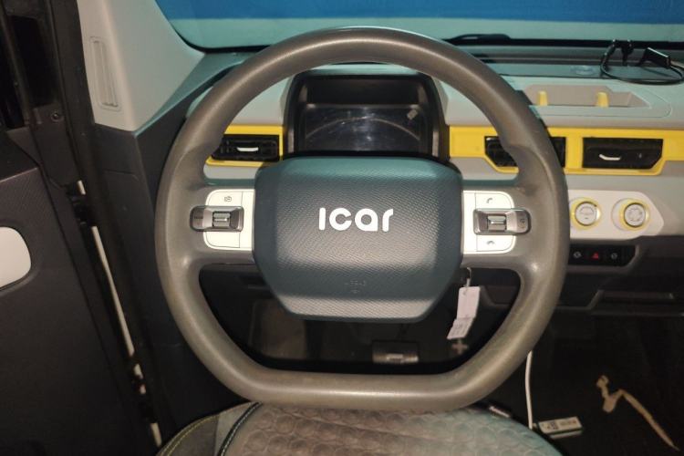 Used Chery QQ Ice Cream 2022 120km Conical Shape Lithium Iron Phosphate Steering Wheel