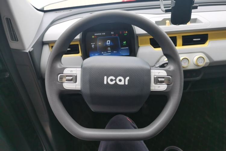Used Chery QQ Ice Cream 2022 170km Sundae Phosphate Lithium-Ion Steering Wheel