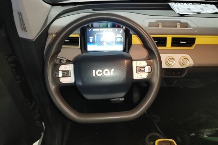 Used Chery QQ Ice Cream 2022 120km Conical Shape Lithium Iron Phosphate Steering Wheel