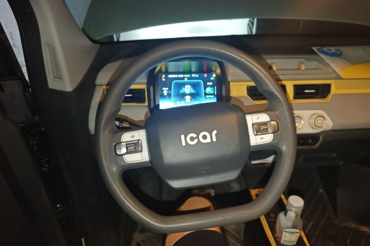 Used Chery QQ Ice Cream 2022 170km Sundae Ternary Lithium Steering Wheel