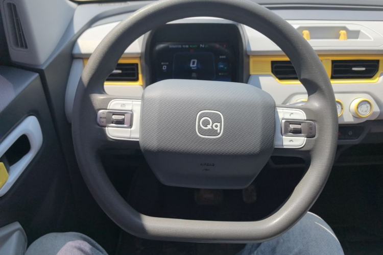 Used Chery QQ Ice Cream 2022 120km Conical Shape Lithium Iron Phosphate Steering Wheel