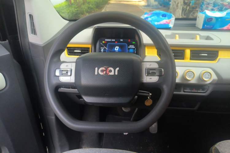 Used Chery QQ Ice Cream 2022 170km Sundae Ternary Lithium Steering Wheel