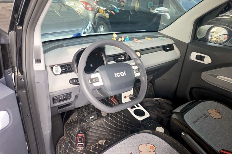 Used Chery QQ Ice Cream 2022 170km Sundae Phosphate Lithium-Ion Steering Wheel