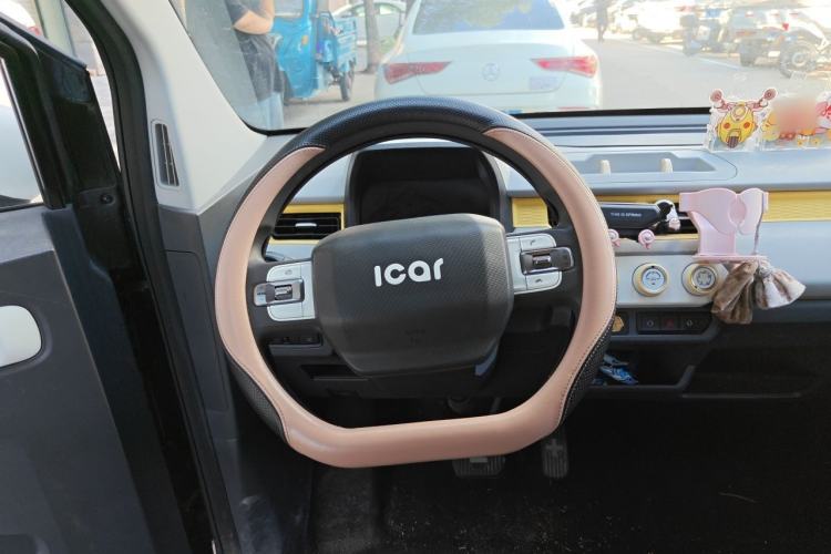 Used Chery QQ Ice Cream 2022 170km Sundae Phosphate Lithium-Ion Steering Wheel