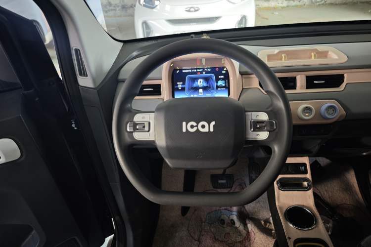 Used Chery QQ Ice Cream 2022 170km Sundae Phosphate Lithium-Ion Steering Wheel