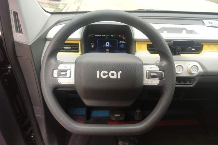 Used Chery QQ Ice Cream 2022 120km Conical Shape Lithium Iron Phosphate Steering Wheel