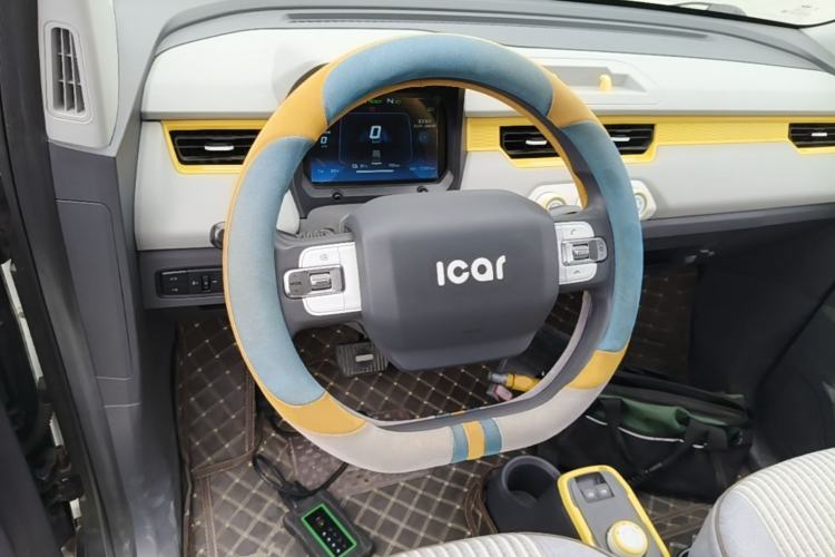 Used Chery QQ Ice Cream 2022 170km Sundae Phosphate Lithium-Ion Steering Wheel