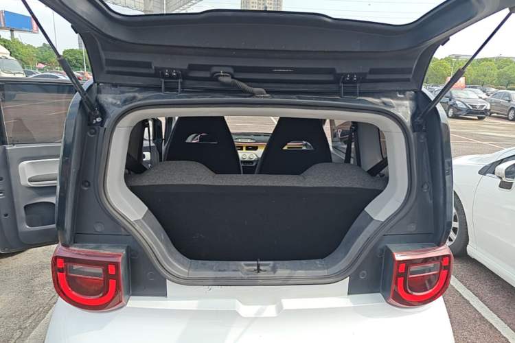 Used Chery QQ Ice Cream 2022 Pudding Model Trunk