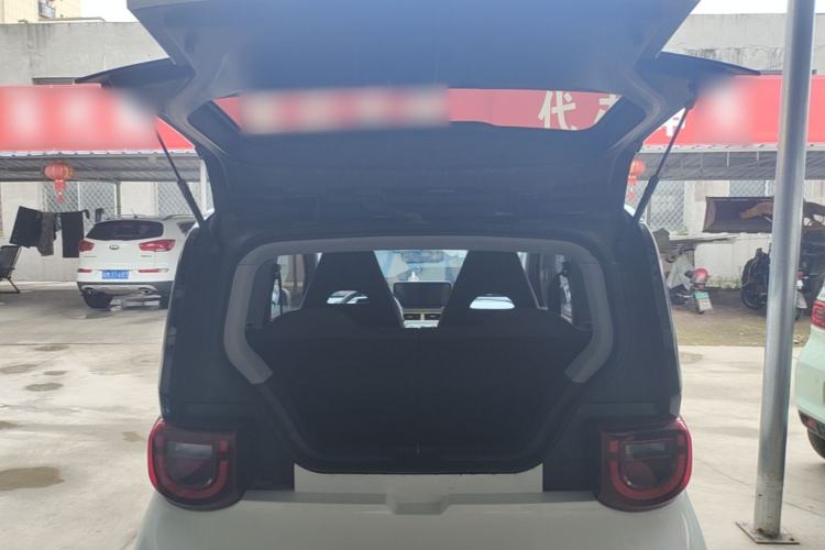 Used Chery QQ Ice Cream 2022 170km Sundae Phosphate Lithium-Ion Trunk