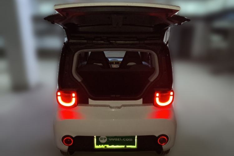 Used Chery QQ Ice Cream 2022 120km Conical Shape Lithium Iron Phosphate Trunk