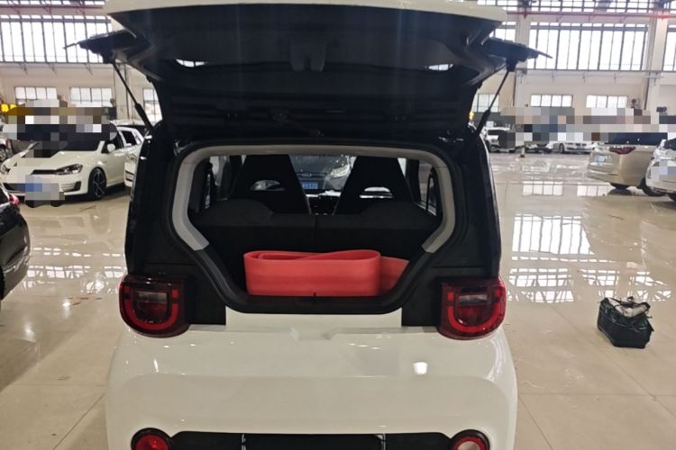Used Chery QQ Ice Cream 2022 170km Sundae Phosphate Lithium-Ion Trunk