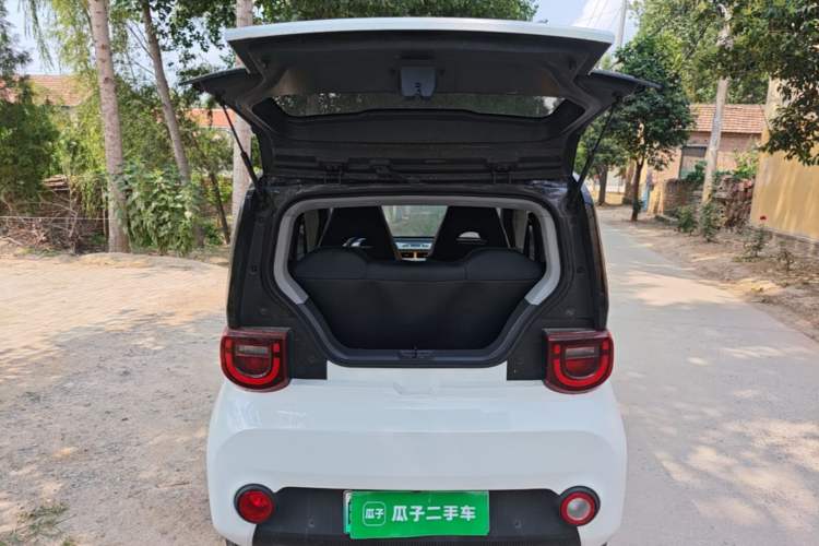 Used Chery QQ Ice Cream 2022 120km Conical Shape Lithium Iron Phosphate Trunk