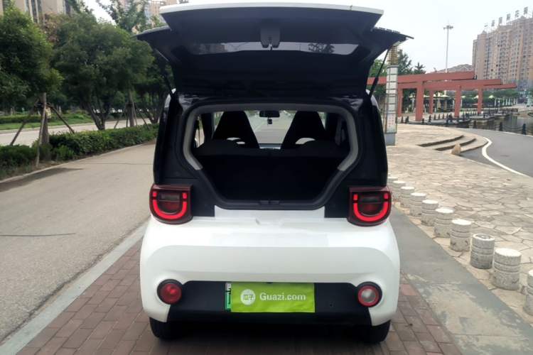 Used Chery QQ Ice Cream 2022 170km Sundae Phosphate Lithium-Ion Trunk