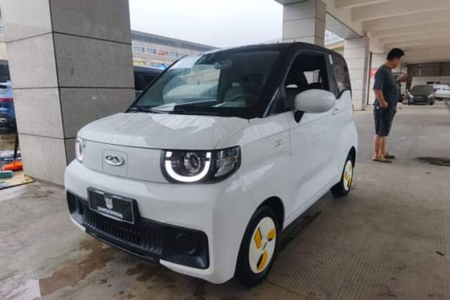 Ojetý Chery QQ Ice Cream 2022 170km Sundae Phosphate Lithium-Ion
