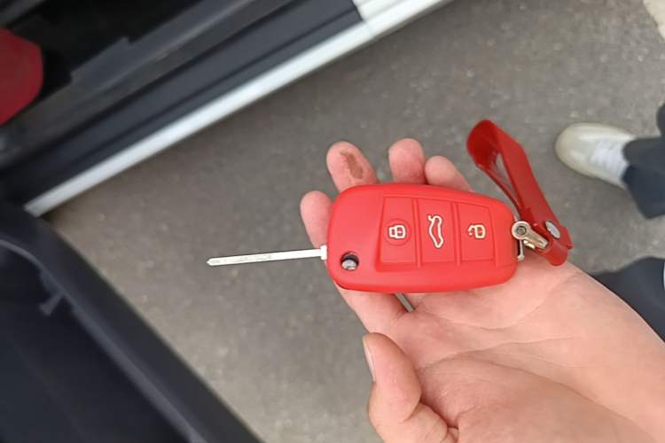 Used Chery QQ Ice Cream 2022 Pudding Model Vehicle Key