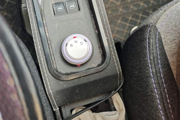 Used Chery QQ Ice Cream 2023 170km Milkshake – Lithium Iron Phosphate Gear Lever