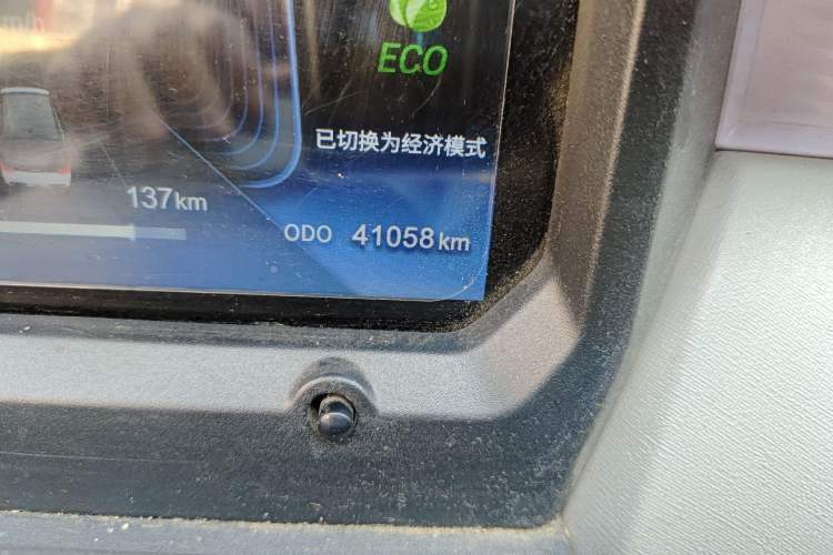 Used Chery QQ Ice Cream 2023 170km Milkshake – Lithium Iron Phosphate Odometer Close Up