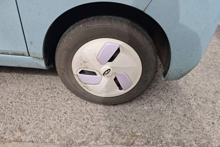 Used Chery QQ Ice Cream 2023 170km Milkshake – Lithium Iron Phosphate Right Front Wheel Hub